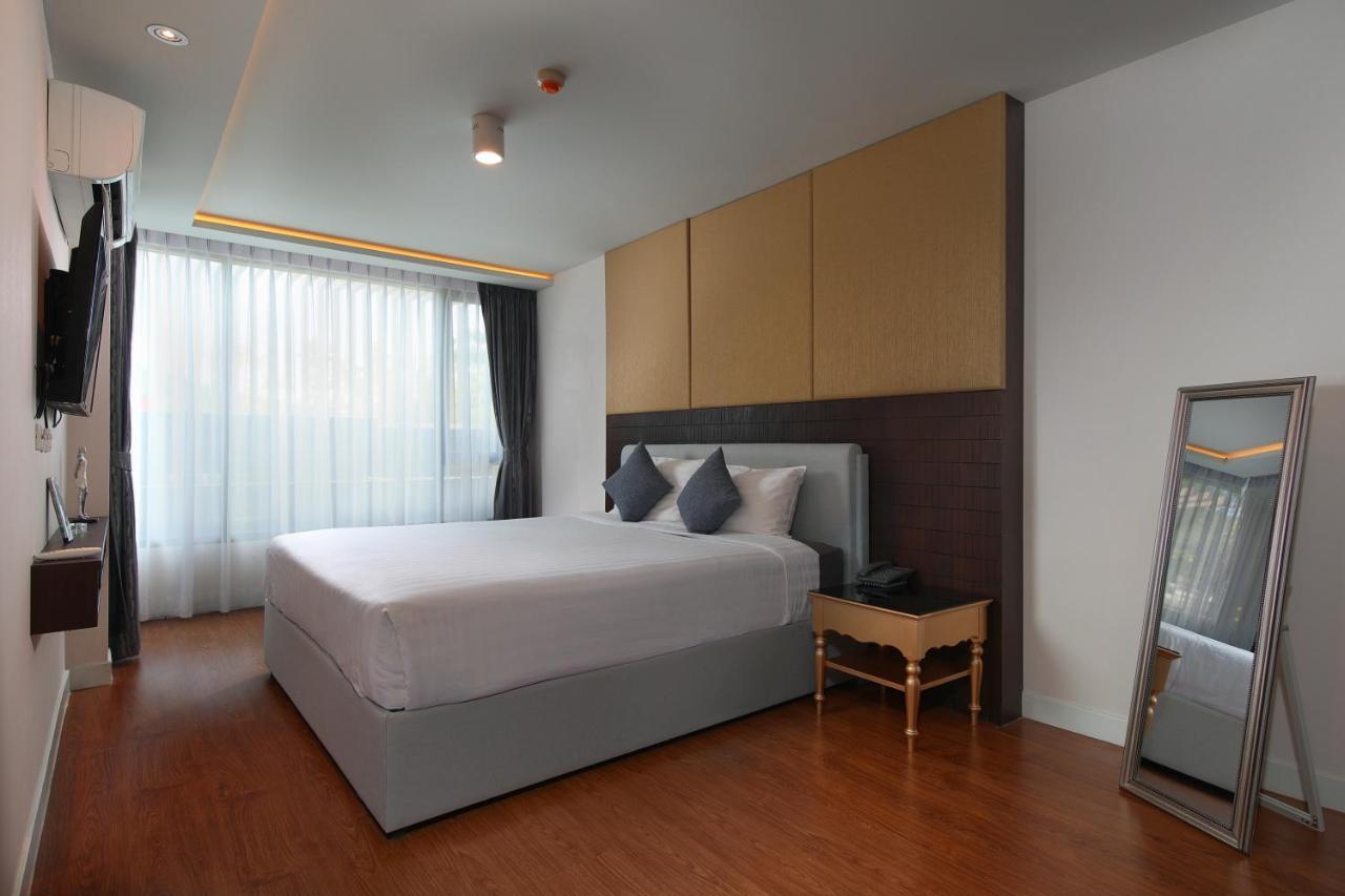 The Aristo By Holy Cow, 4-Br Loft, 150 M2, Pool View Aparthotel Pantai Surin Luaran gambar