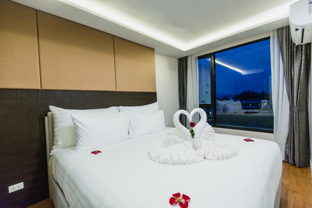 The Aristo By Holy Cow, 4-Br Loft, 150 M2, Pool View Aparthotel Pantai Surin Luaran gambar